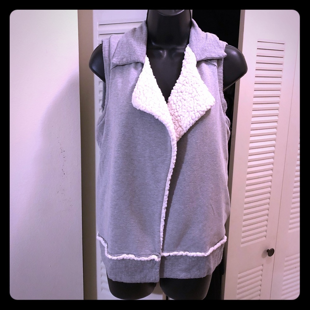 NWOT Splendid Bowery Reversable Sherpa Hoodie - Picture 2 of 8